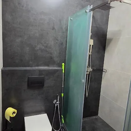 Platinum Apartment *